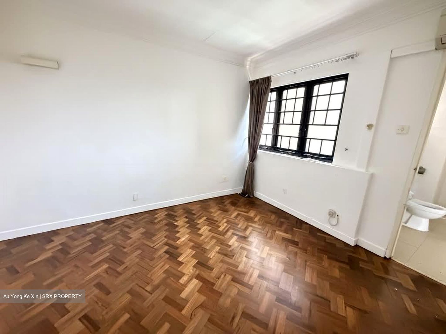Bayshore Park (D16), Condominium #558722361